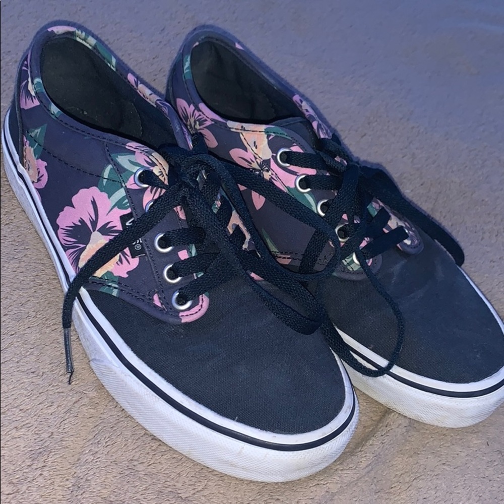 Vans, Size 8 in Women’s